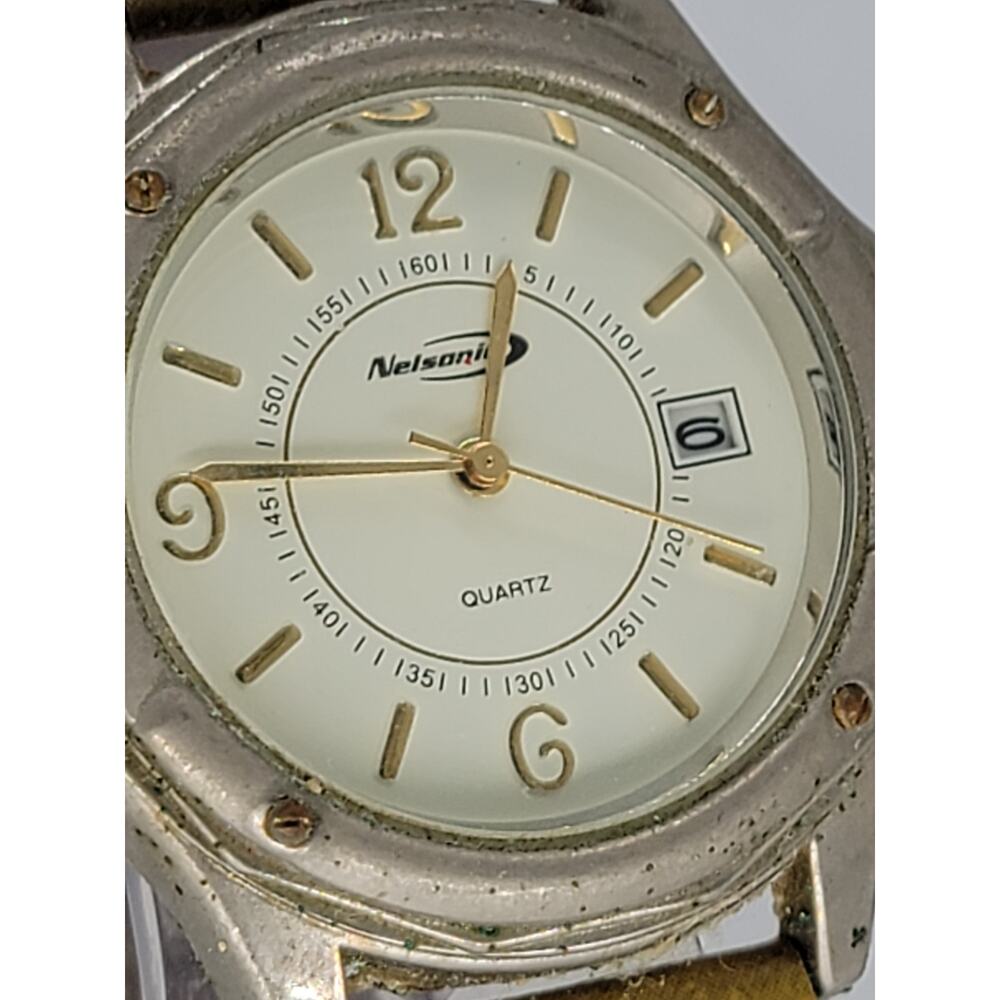 Vintage Nelsonic Quartz Watch with Tan Leather Band – Classic Style Date Display